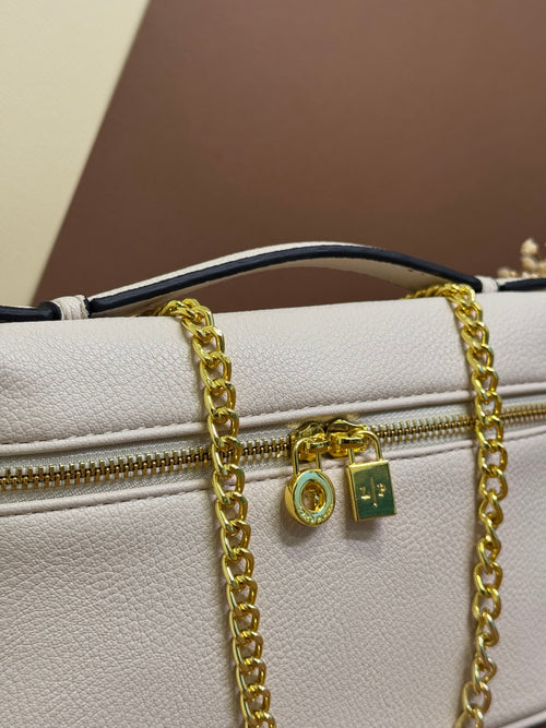 Beige basic bag