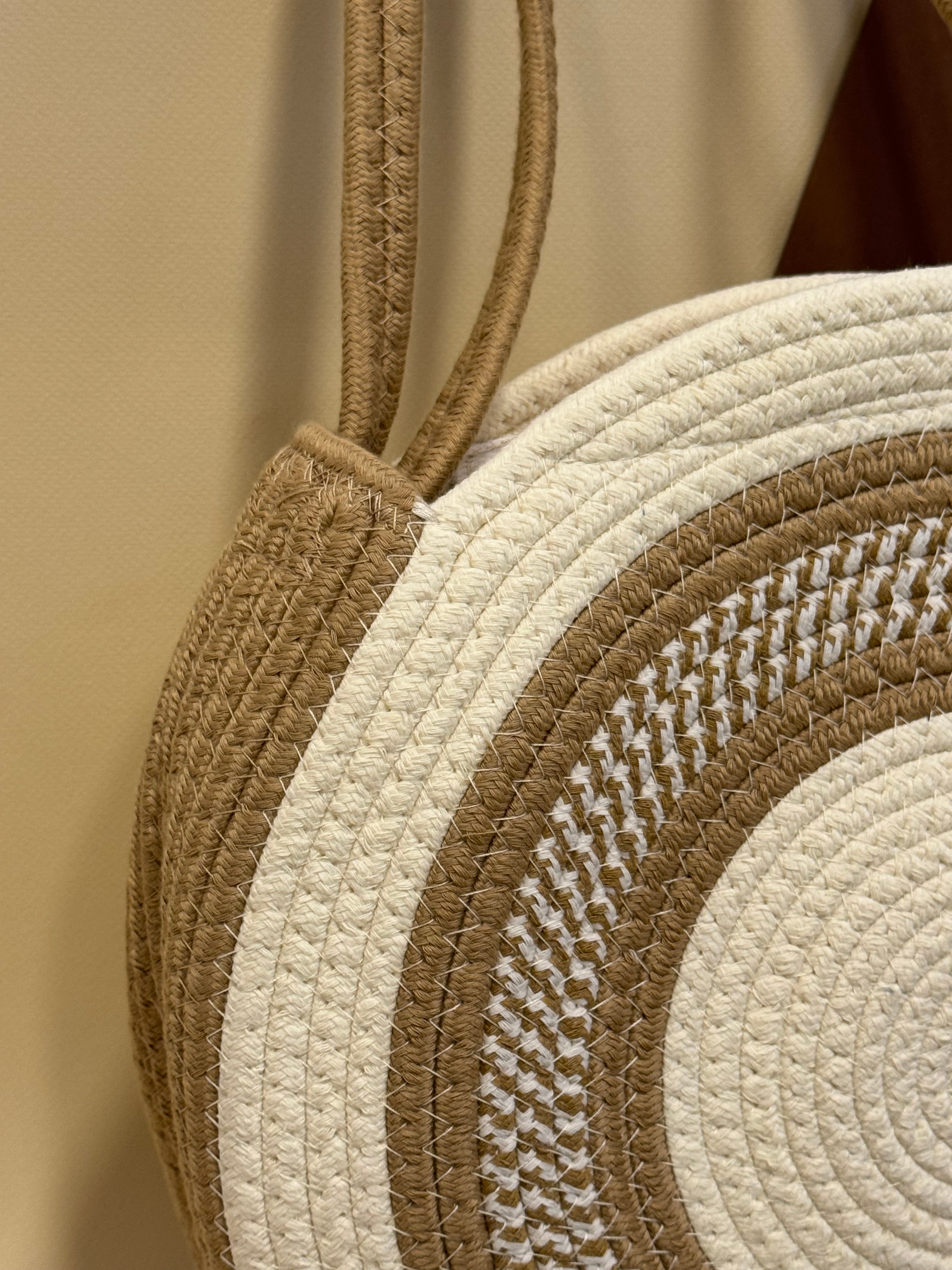 Circle sea bag