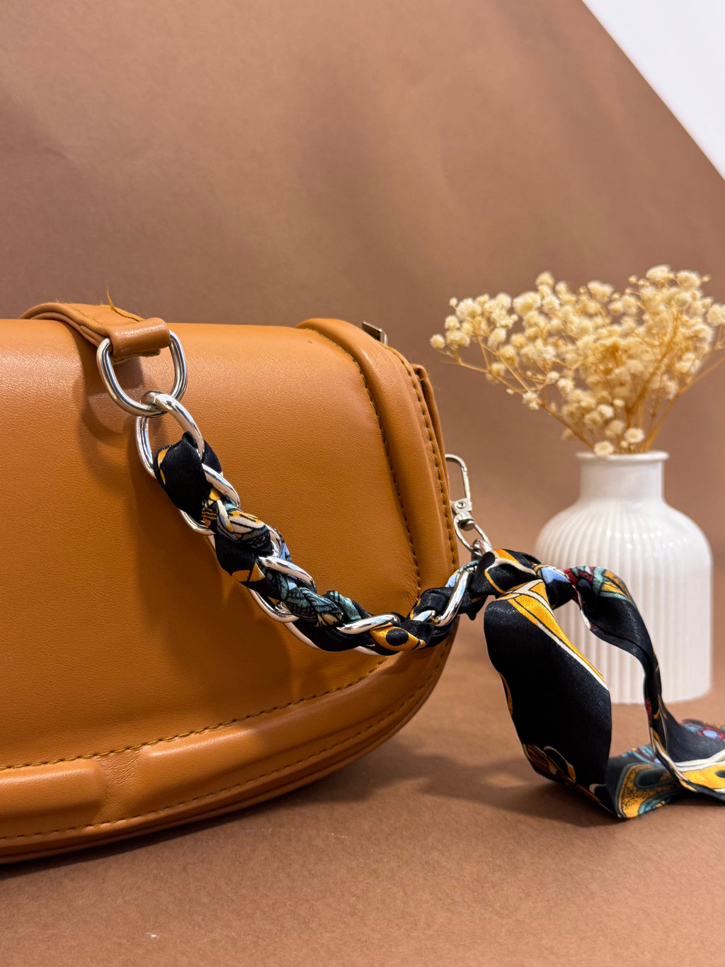 Camel basic bag