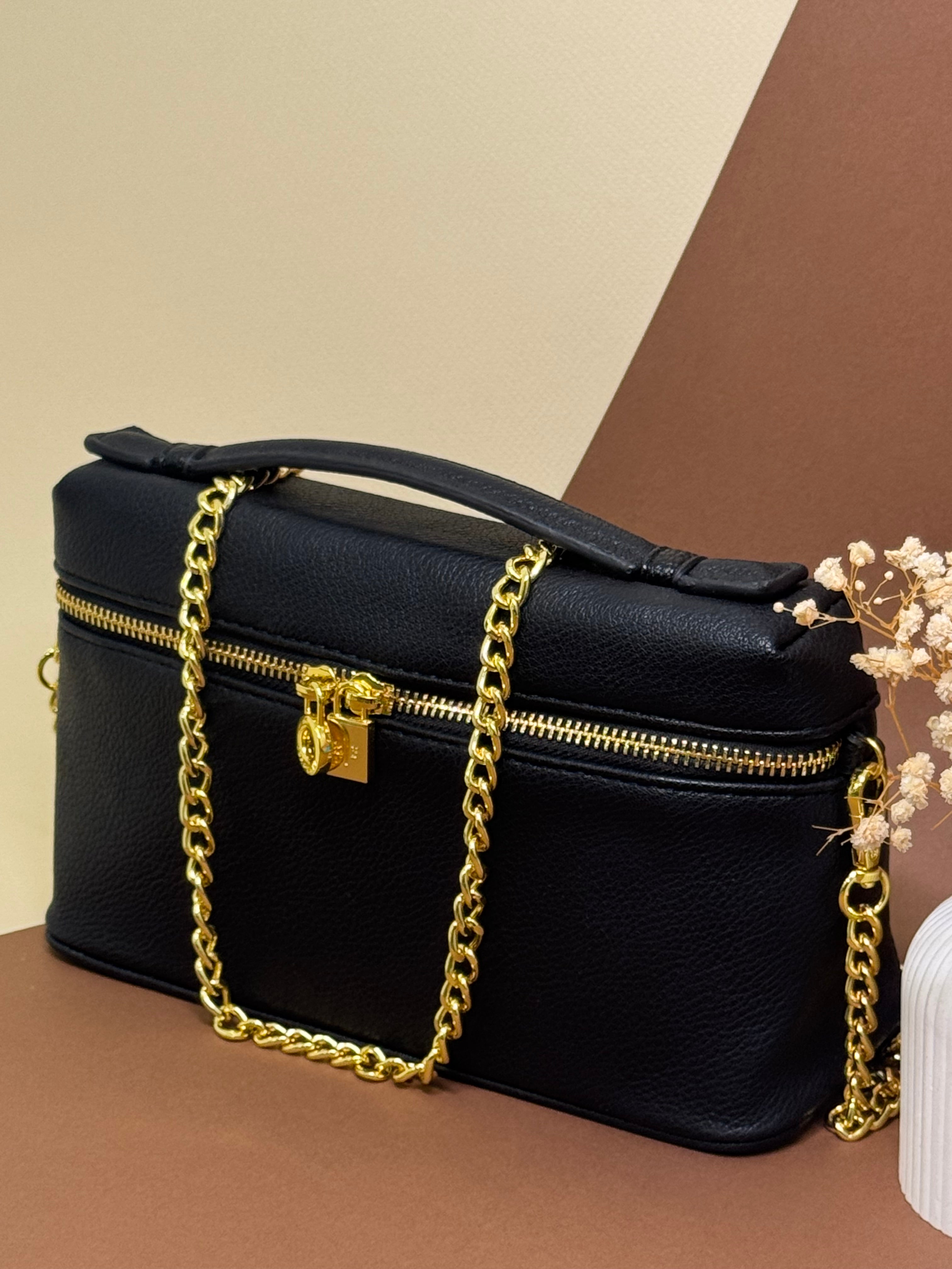 Black basic bag